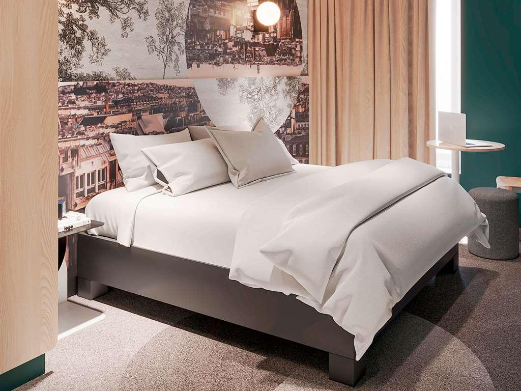 Ibis Styles Montmartre Batignolles Hotel París